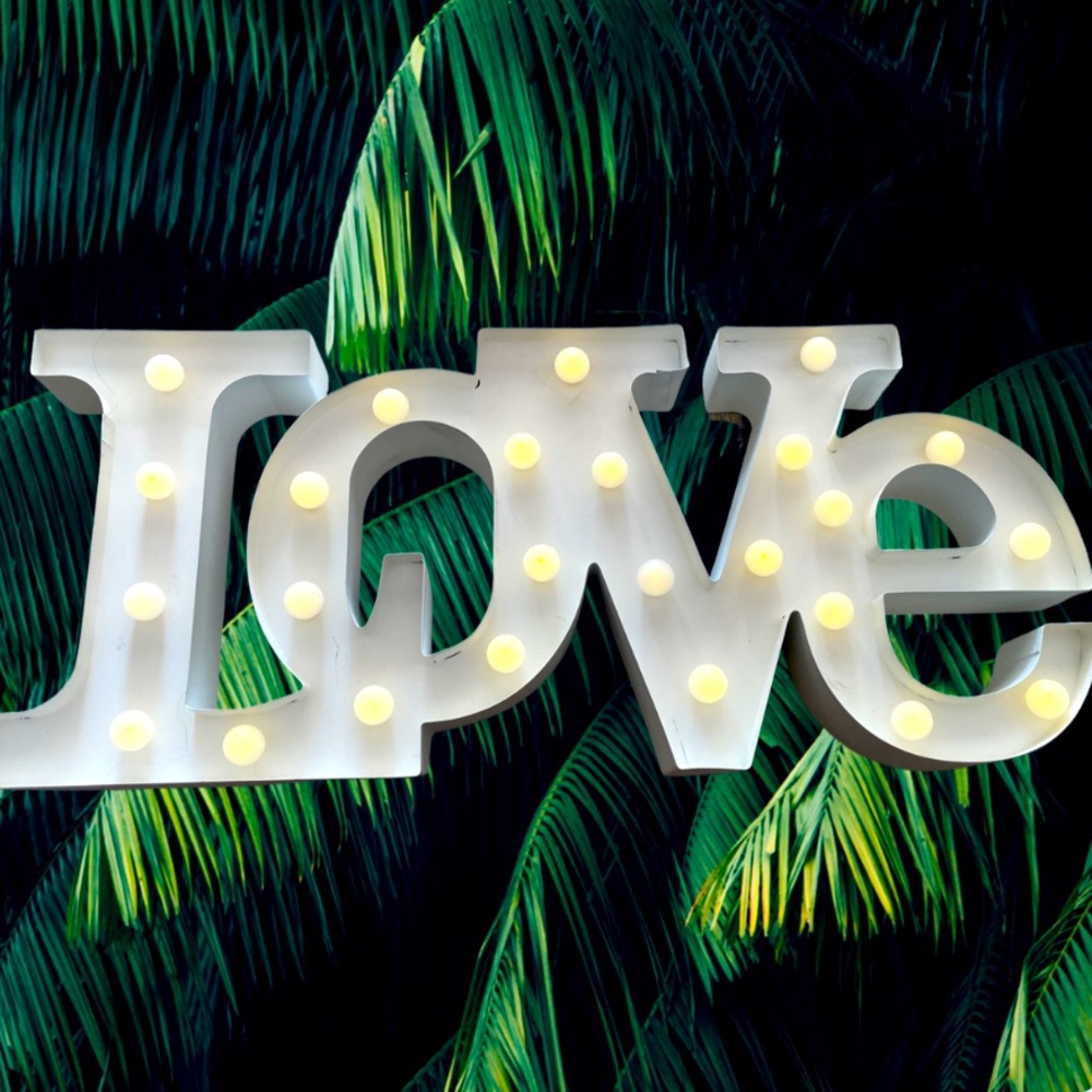 Love Sign 🥰🥰🥰🥰 - Picture 7 of 7